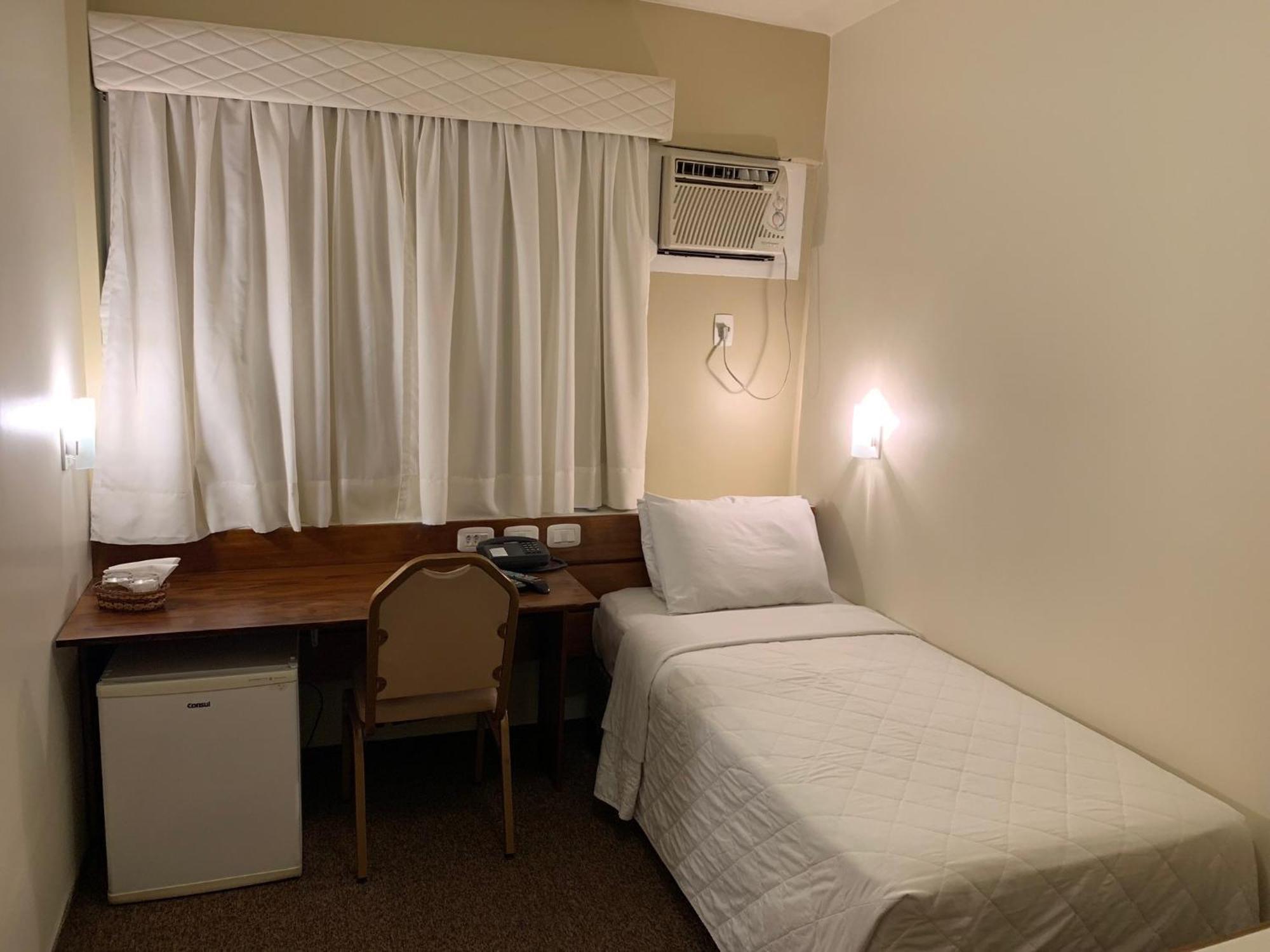 Novo Hamburgo Business Hotel Bagian luar foto